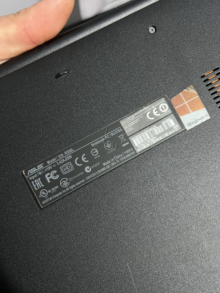 Laptop Asus  i3/ 1T /4G RAM