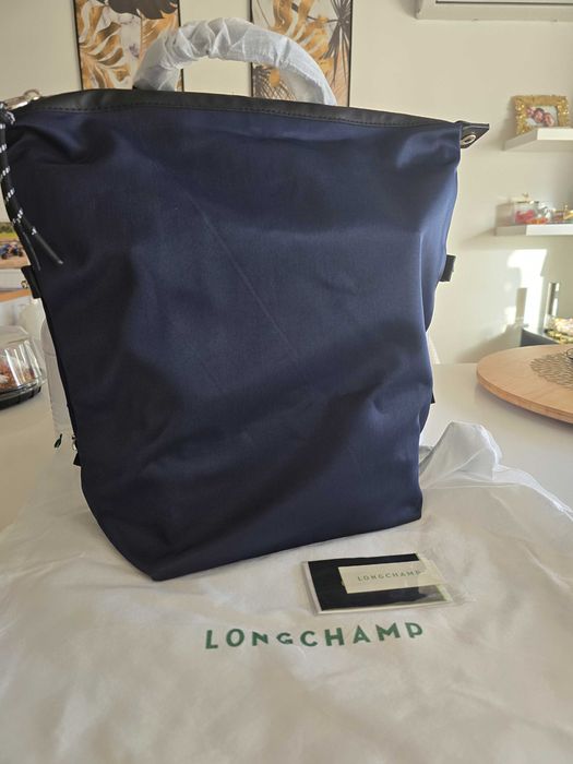 Mochila Longchamp nova. Tamanho L.