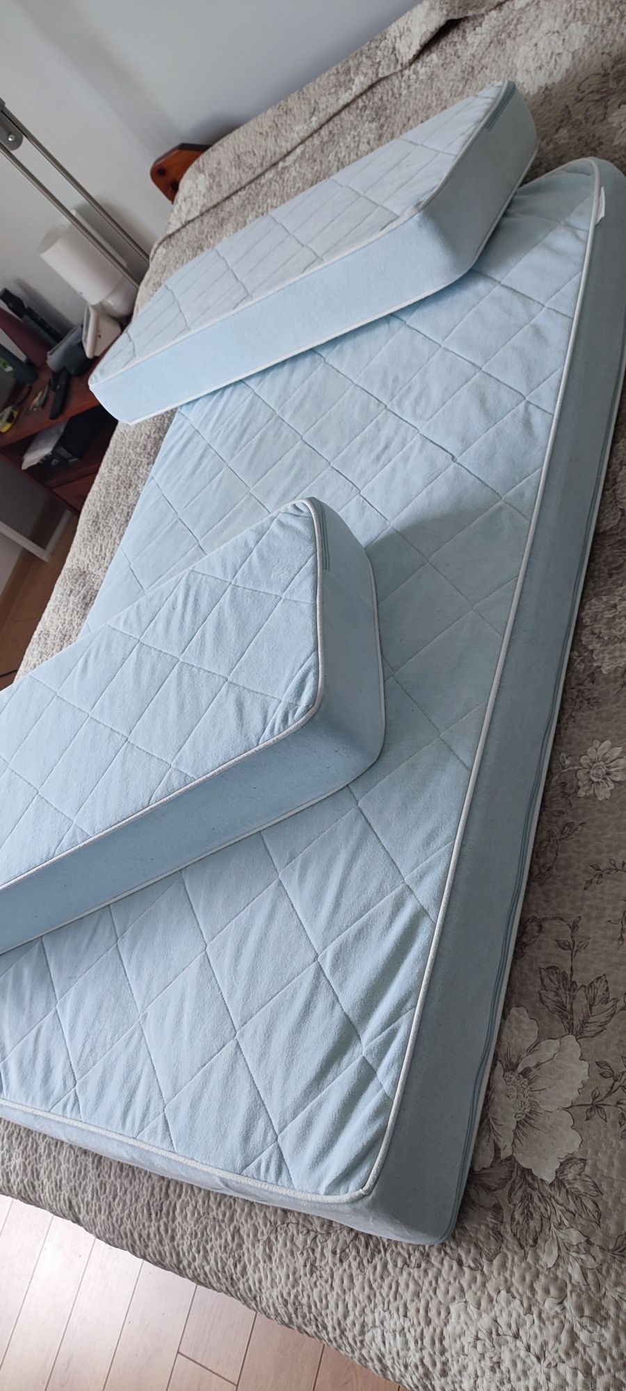 Materac Ikea do łóżka rosnącego razem z dzieckiem