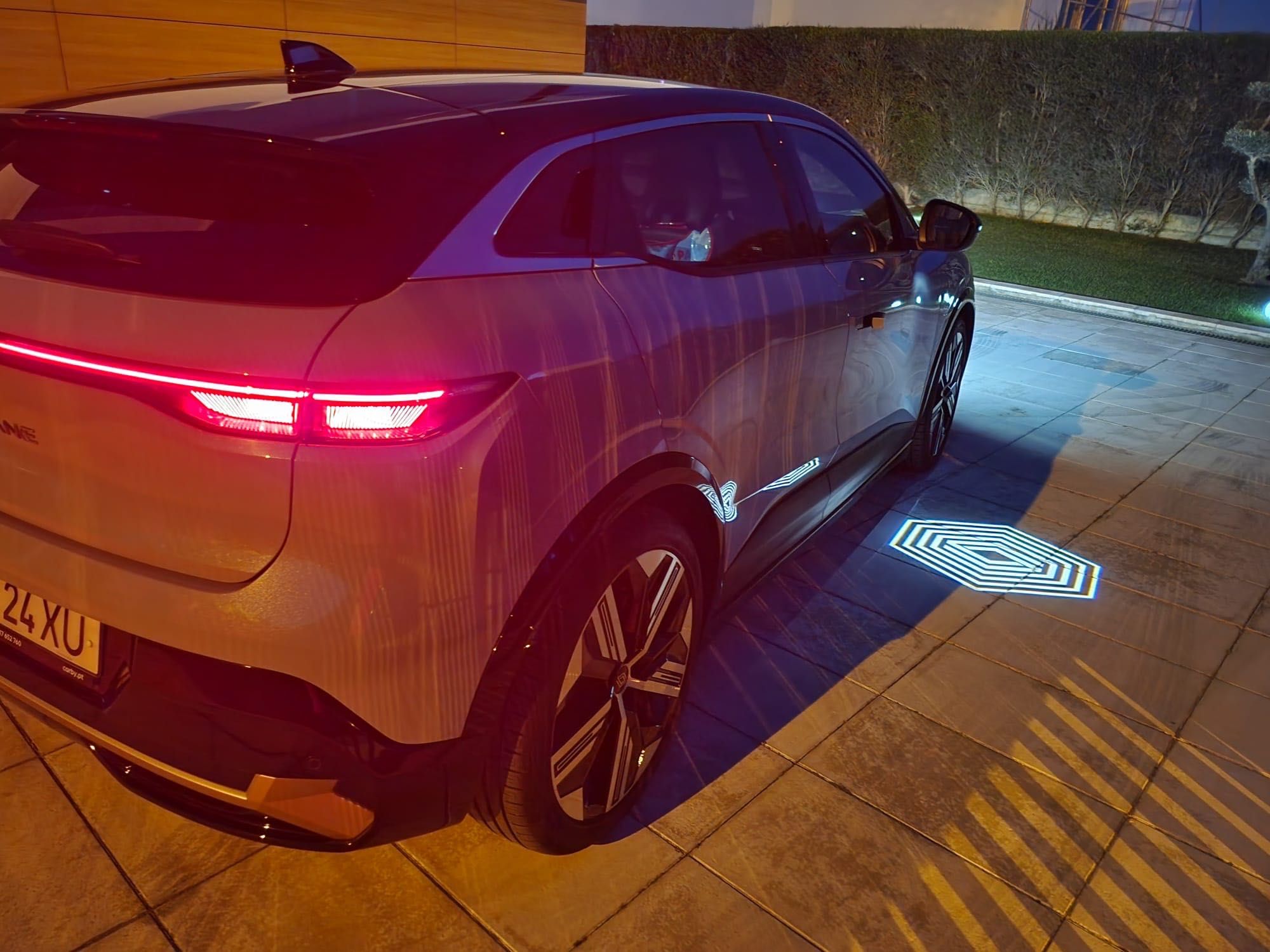 Renault Megane E-tech EV60 Iconic Full-extras