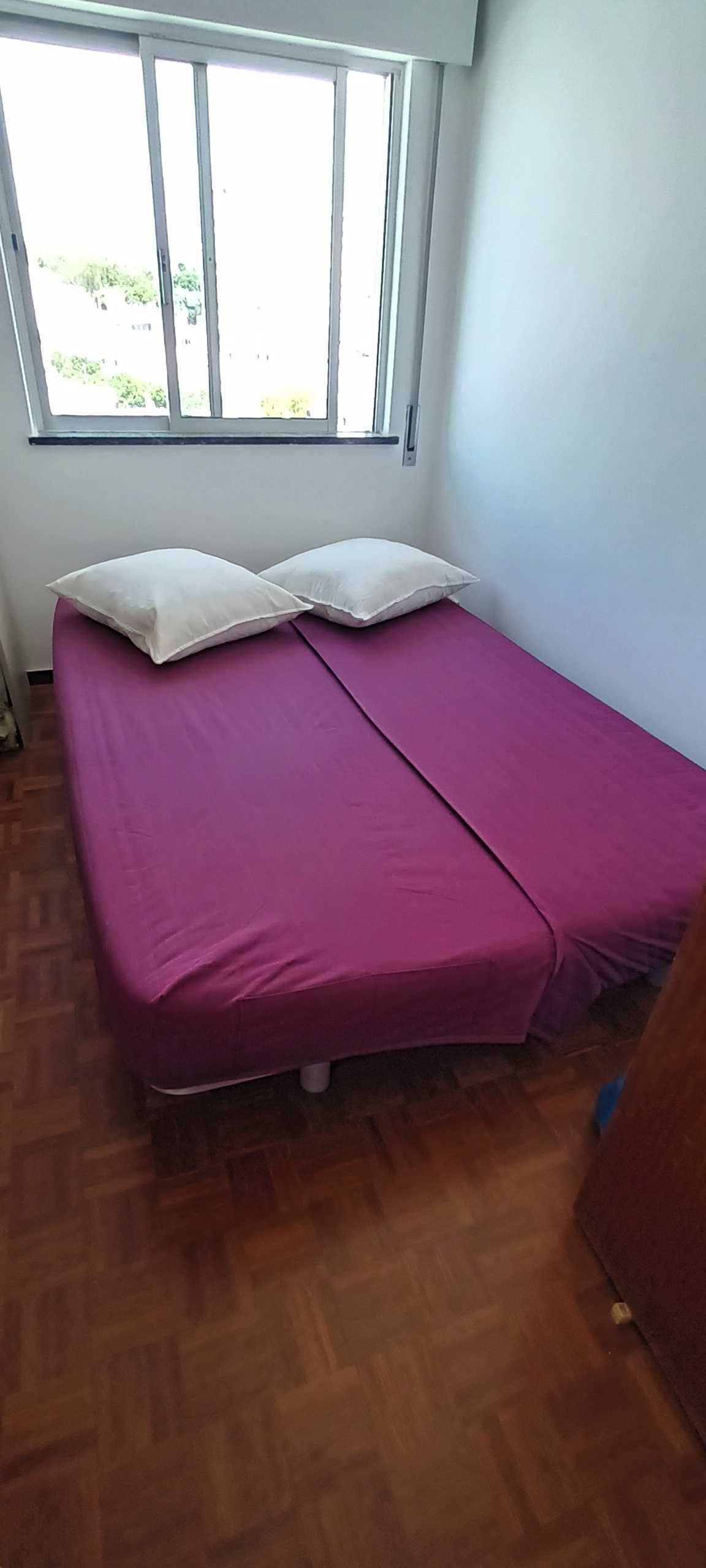 Sofá cama de 3 lugares IKEA em otimo estado!