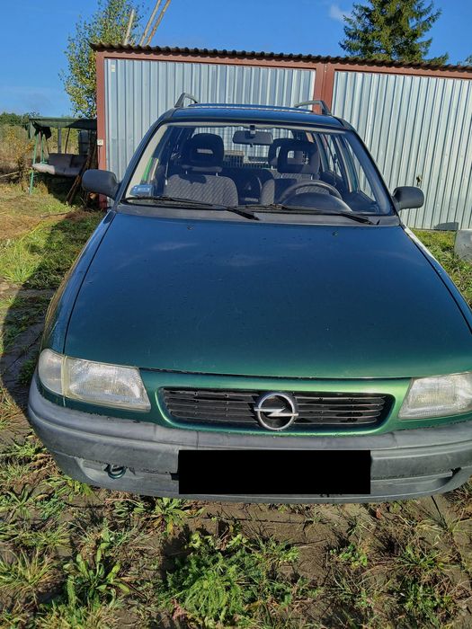 Opela Astra I kombi 2000r
