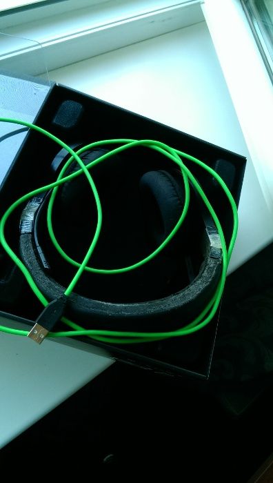 Гарнитура проводная Razer Kraken USB Essential