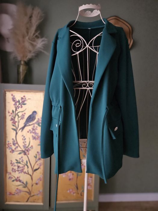 Marynarka Damska  Szmaragdowa Ze Sznurkiem i Złotymi Guzikami 42 narzu