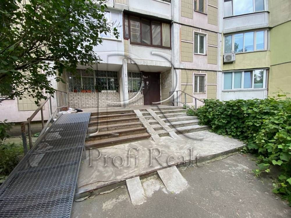 Продаж 4к кв. Ореста Васкула 44/50 /Академмістечко/ Святошин / Біличі