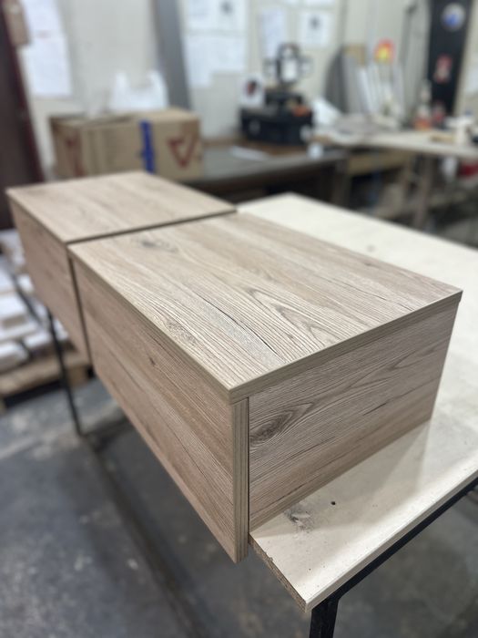 Комплект навісних тумб прикроватних ш46 г34 в20