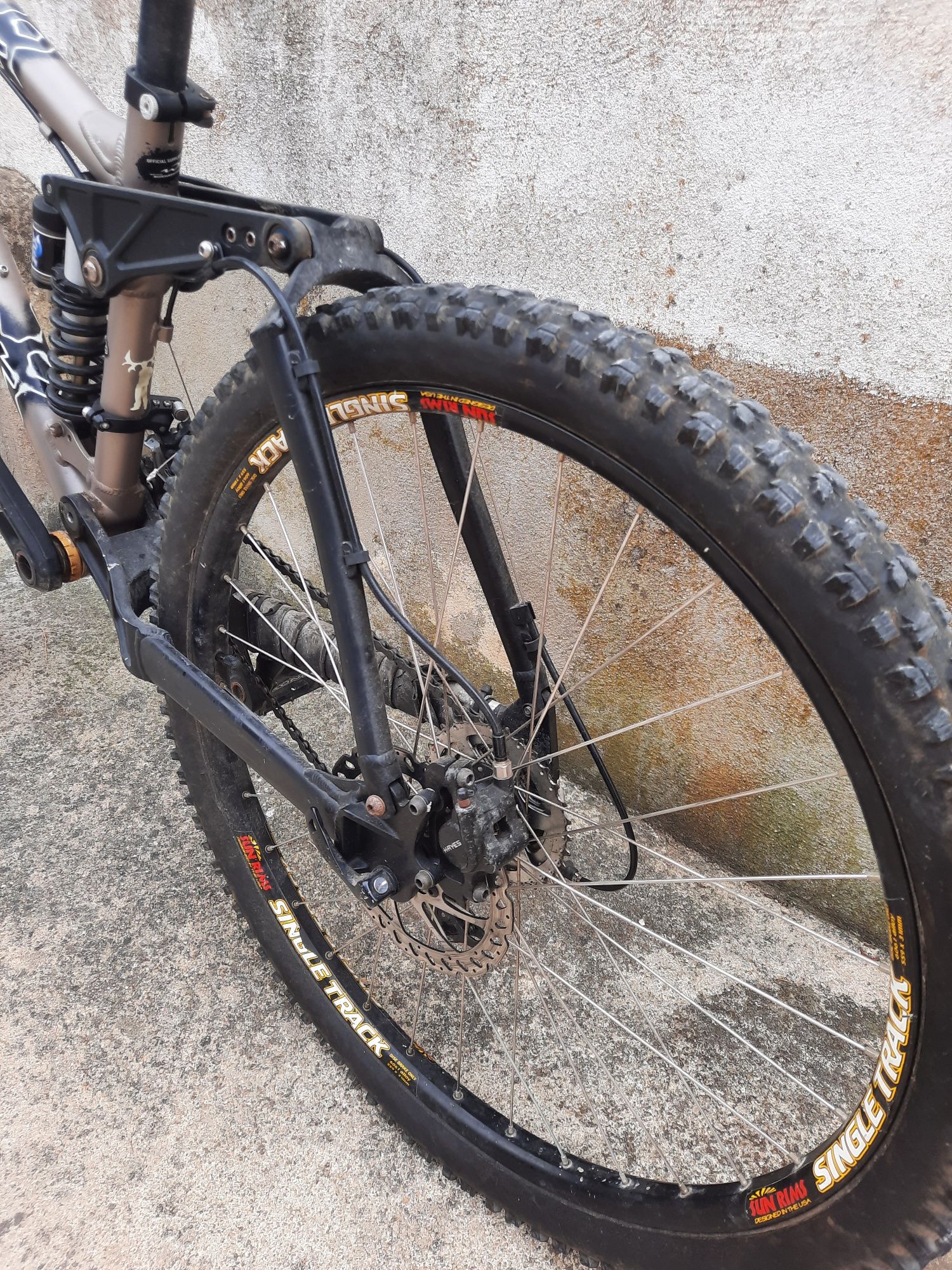 Bicicleta kona dee luxe tbm troco por carro