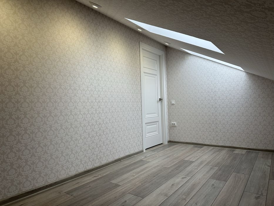 Будинок з ремонтом, котедж з газом