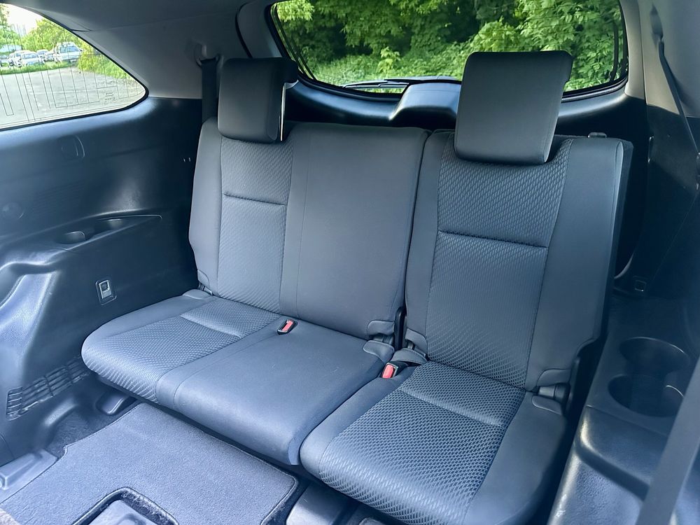 Toyota Highlander (можливий обмін на квартиру)