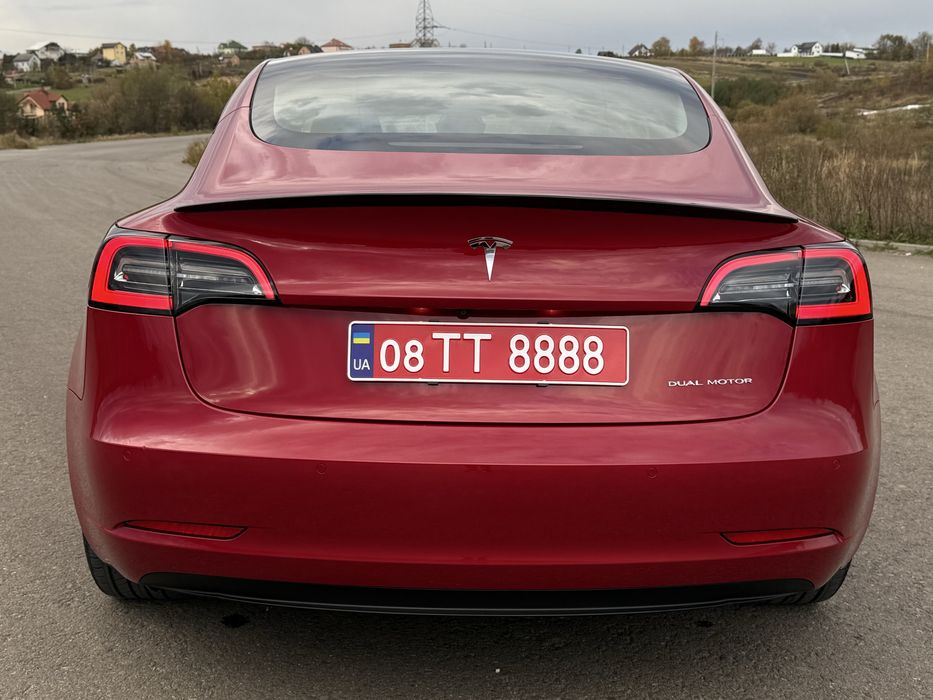 Продам Tesla Model 3 2022 Long Range Dual Motor