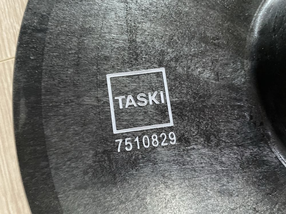 Szczotki 5 szt do  urzadzenia myjącego TASKI
