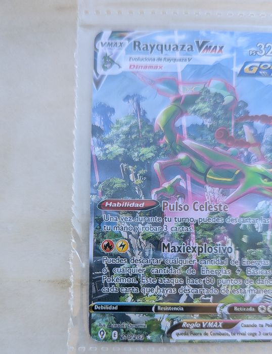 Carta Rayquaza VMAX 218/203 Alternate Art Secret Rare – Evolving Skies