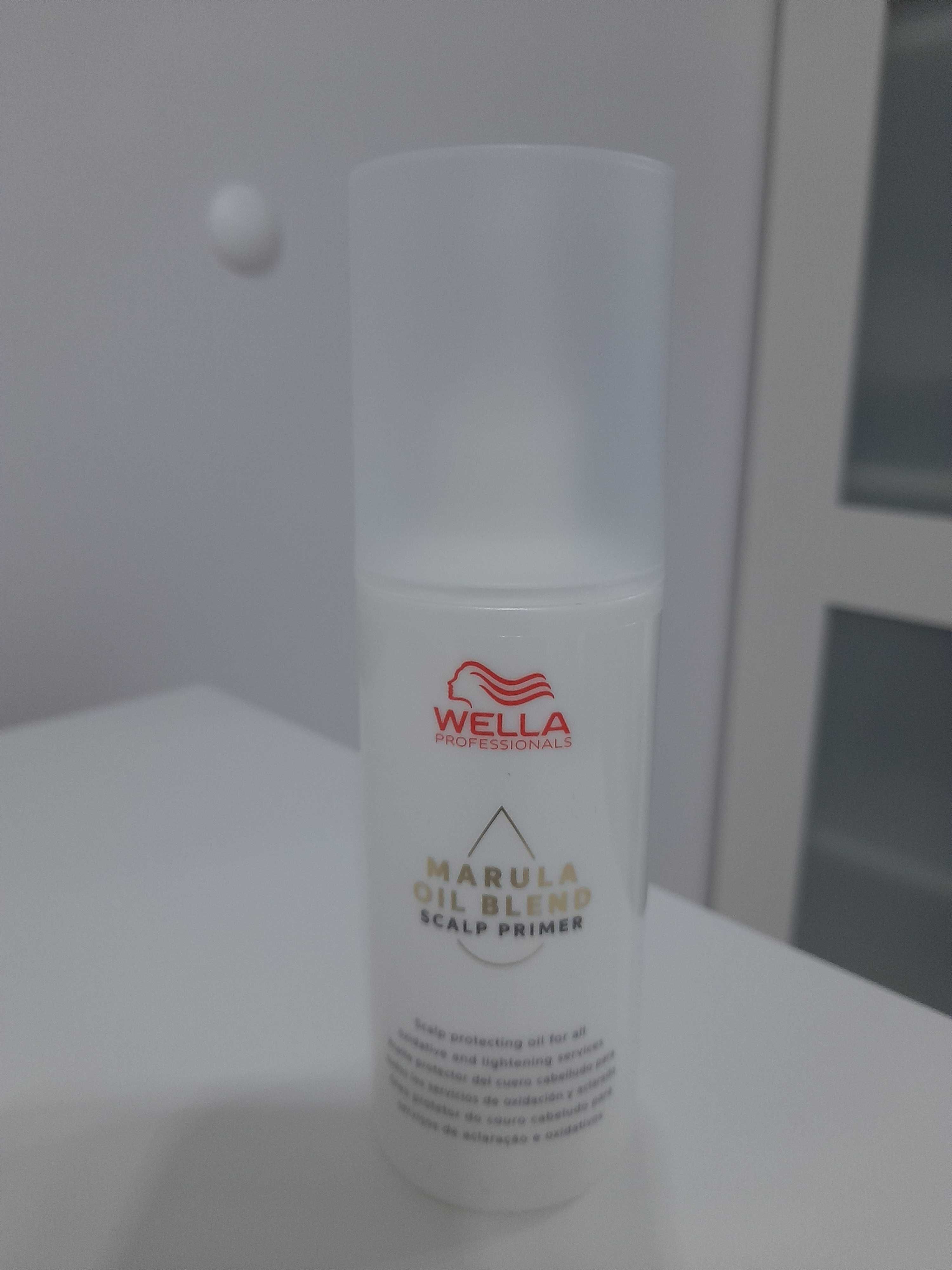 Ochronny olejek do skóry głowy marki Wella Professionals
