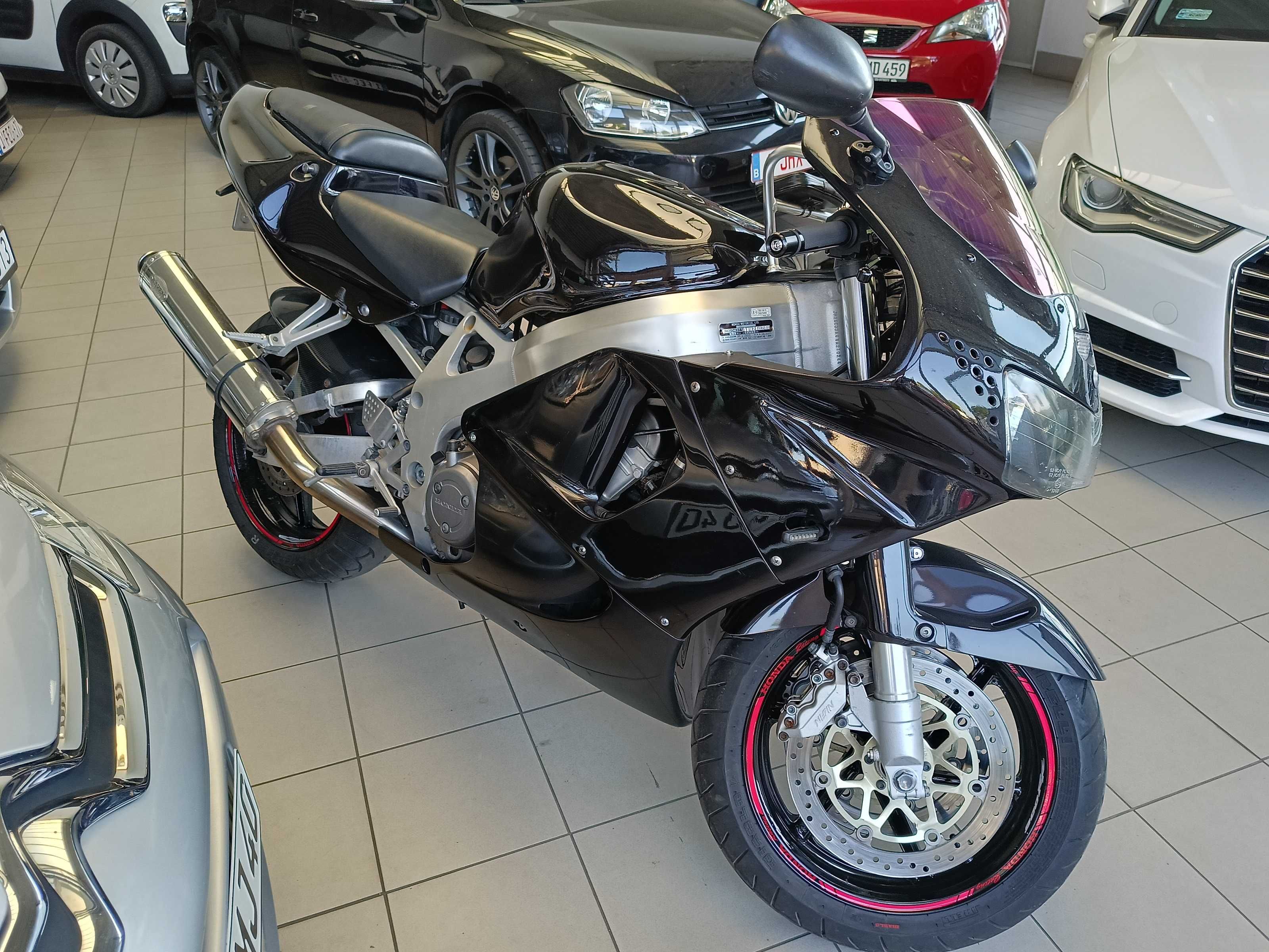 *** Honda CBR 900RR 1999r - porządny stan ***