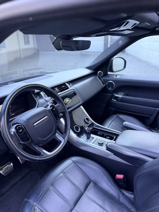 Range Rover Sport P400e