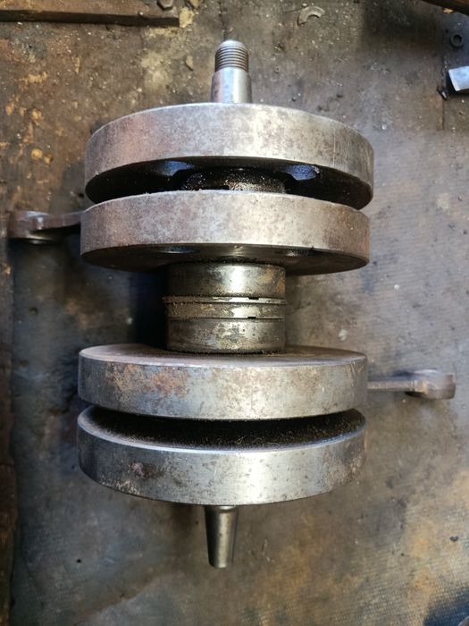 Колінвал Ява 350 638