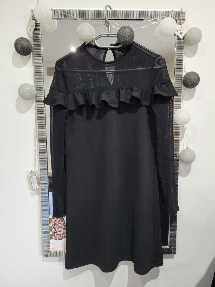 Czarna sukienka Mohito