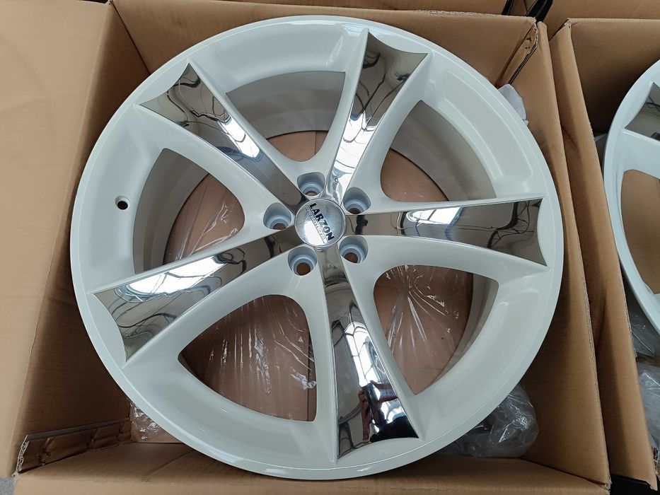 Felgi Aluminiowe 19' 8,5x19 5x100 Et38 Subaru