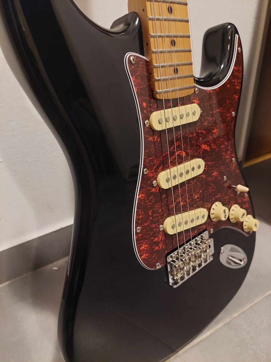 Elektryczna gitara JET GUITARS JS 300 BK