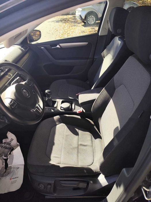 VW Passat Variant 1.6 TDi Bluemotion 2014 Em Bom Estado