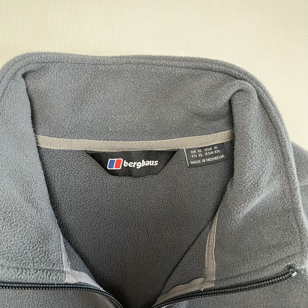 Фліска berghaus сірого кольору