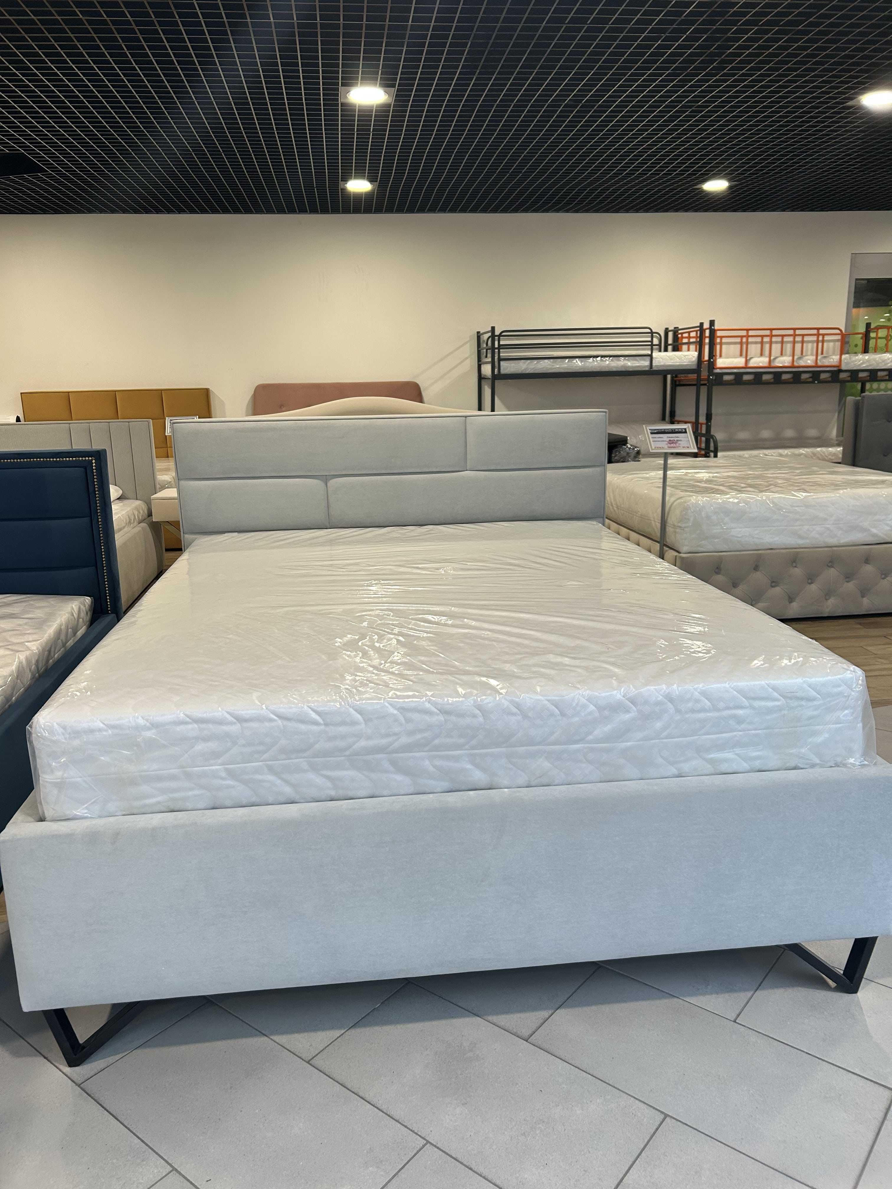 WYPRZEDAŻ PROMOCJA Łóżko Milo 160x200 na nóżkach