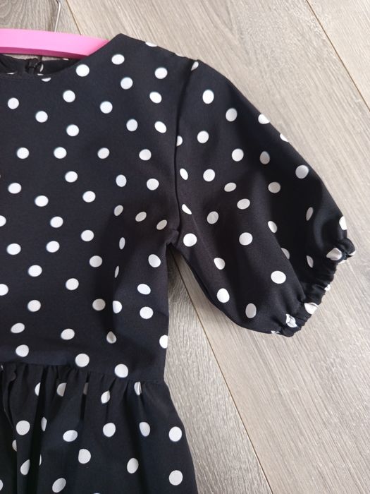 Сукня для дівчинки