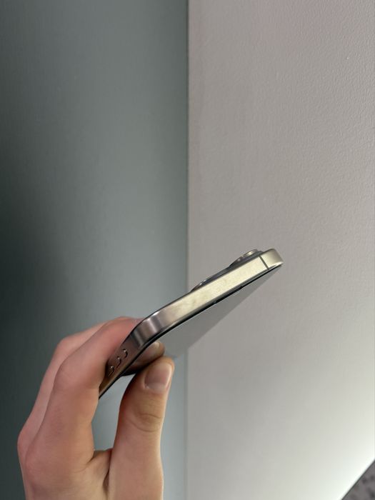 iPhone 15pro max 256gb e-sim neverlock