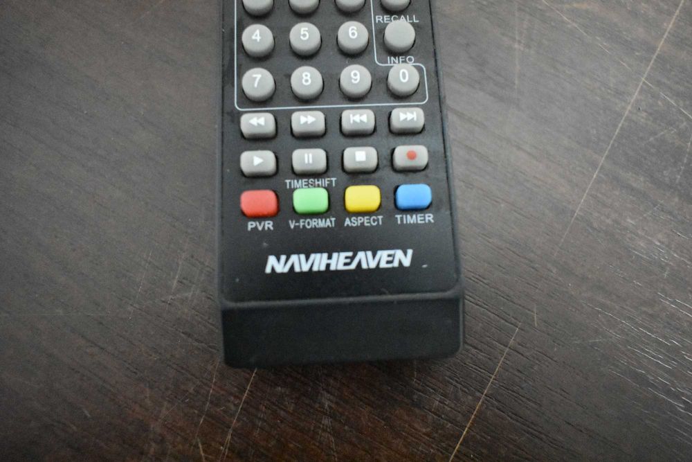 Pilot do TV / dekodera uniwersalny