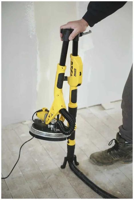 Шліфмашина для стель та стін (жираф) STANLEY SFMEE500S - 1050Вт