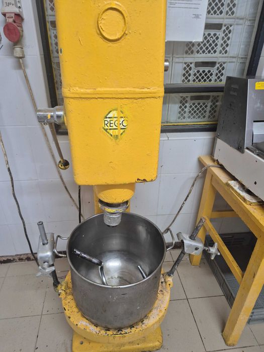 Mieszałko ubijaczka REGO SM4