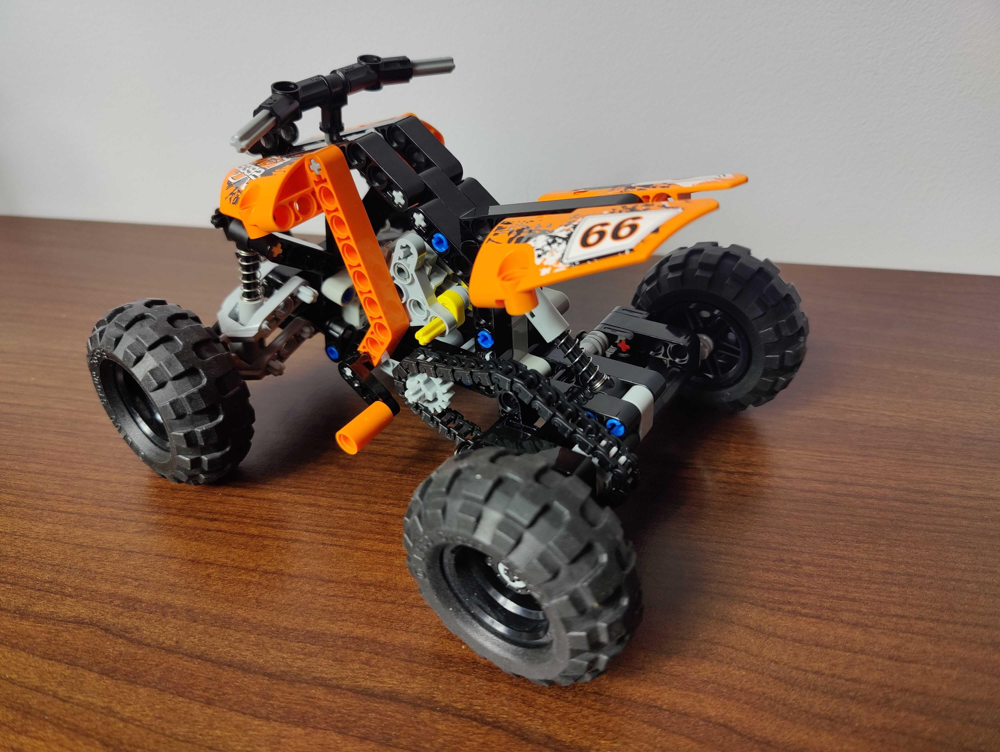 Lego Technic Quad 9392 kompletny, ideał