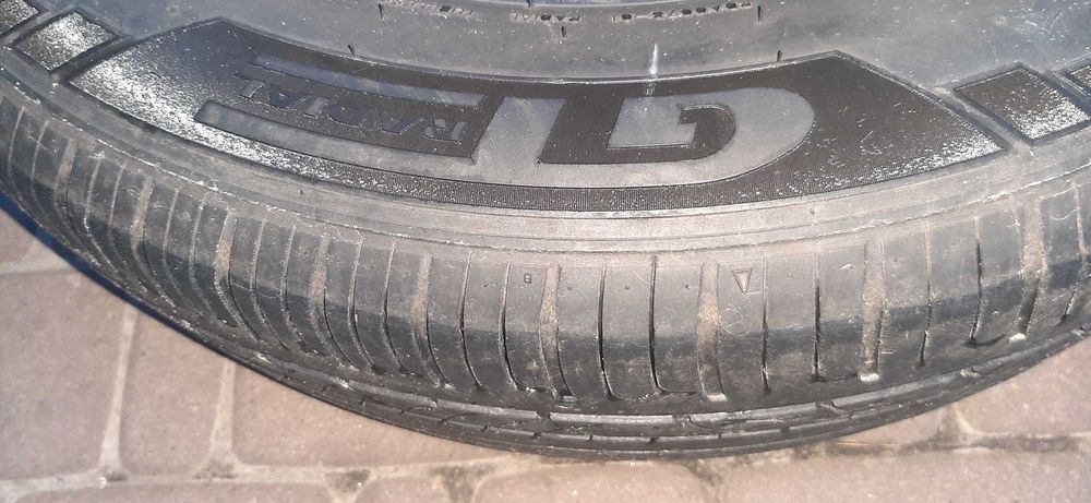 Продам літню резину R17-225-65
