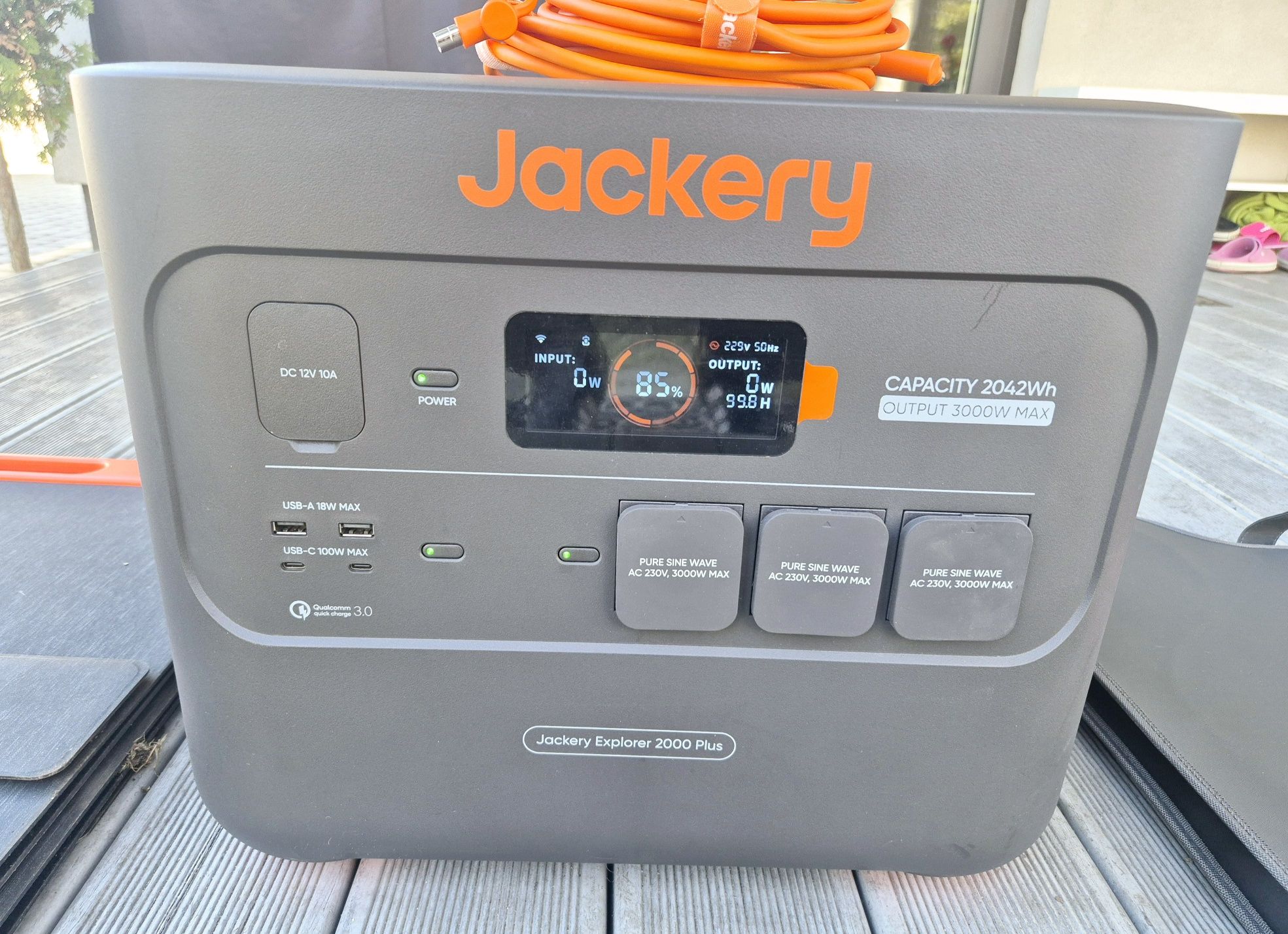 Jackery Explorer 2000 PLUS 3000W + panel Solarny Saga 200W I zestaw