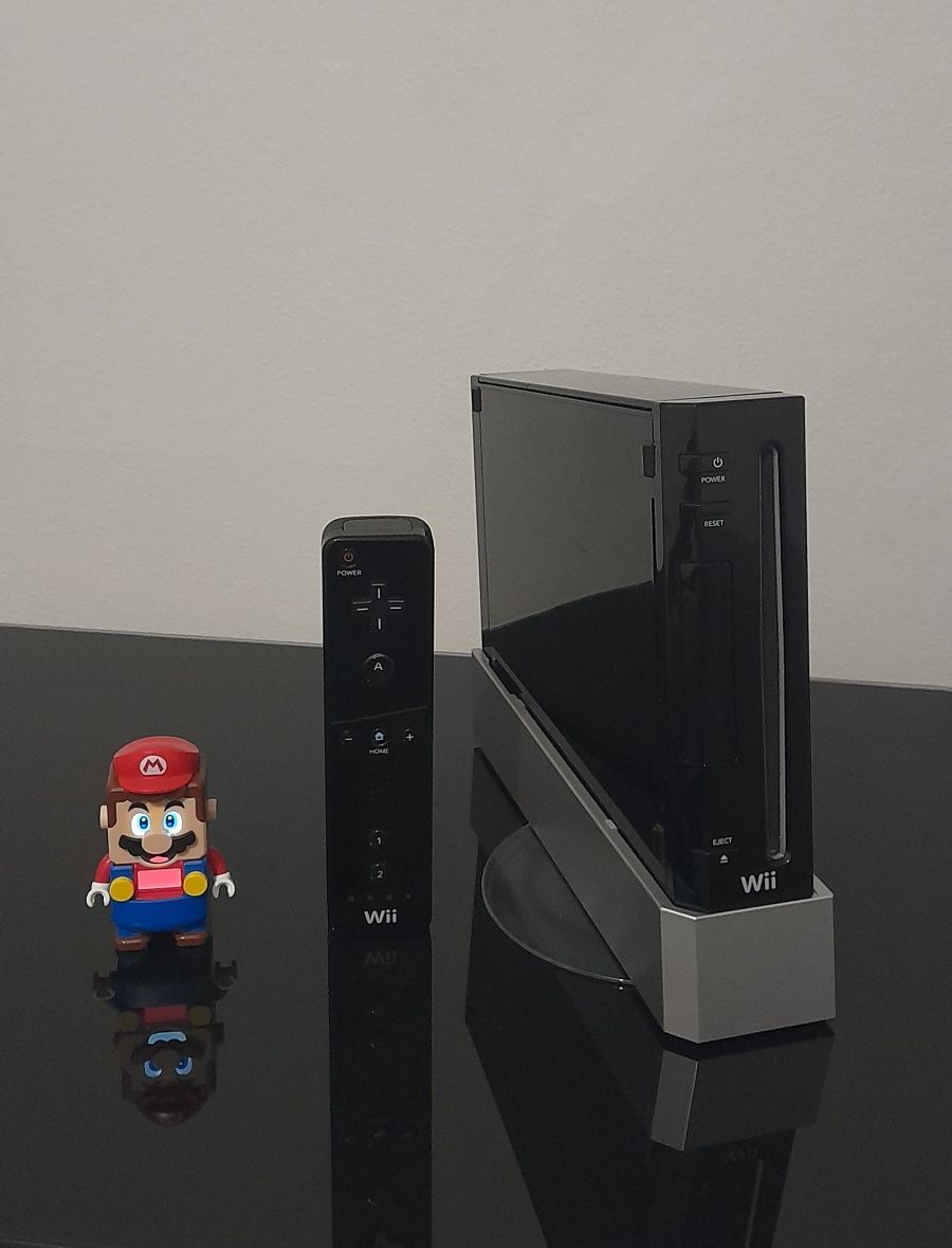 Consola Nintendo Wii Black Edition + Comando Wii (EXCELENTE ESTADO)