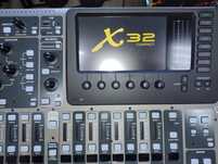 Цифровий мікшер Behringer X32 Compact
