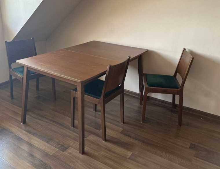 Stół + 3 krzesła - cena za komplet - możliwy transport
