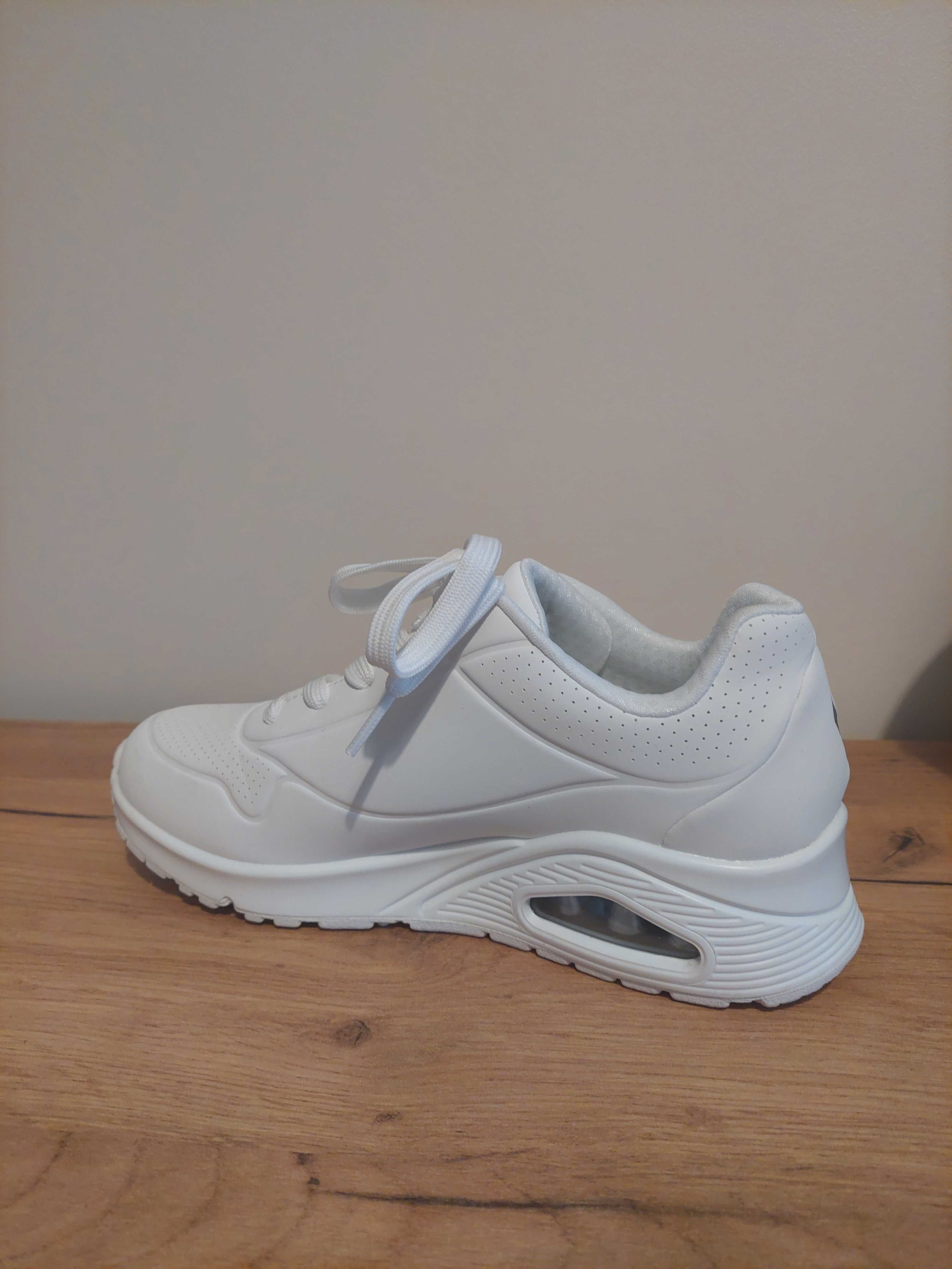 Damskie Sneakersy Skechers 37,5 Białe