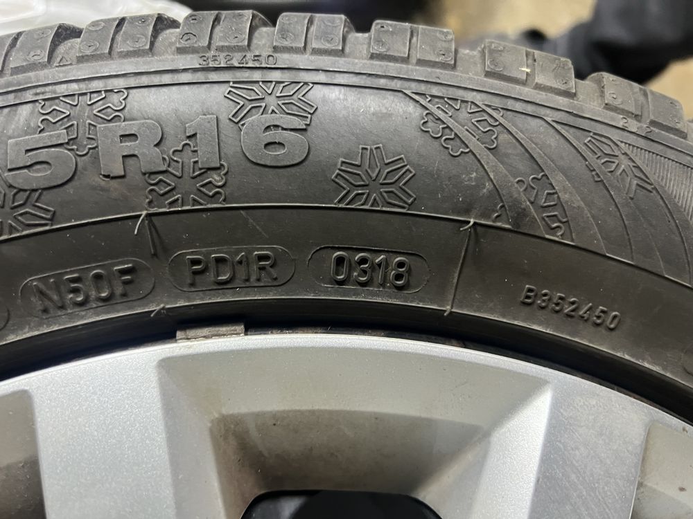 Продам Пара Continental пара Dunlop 205/55/r16 зимові шини з дисками