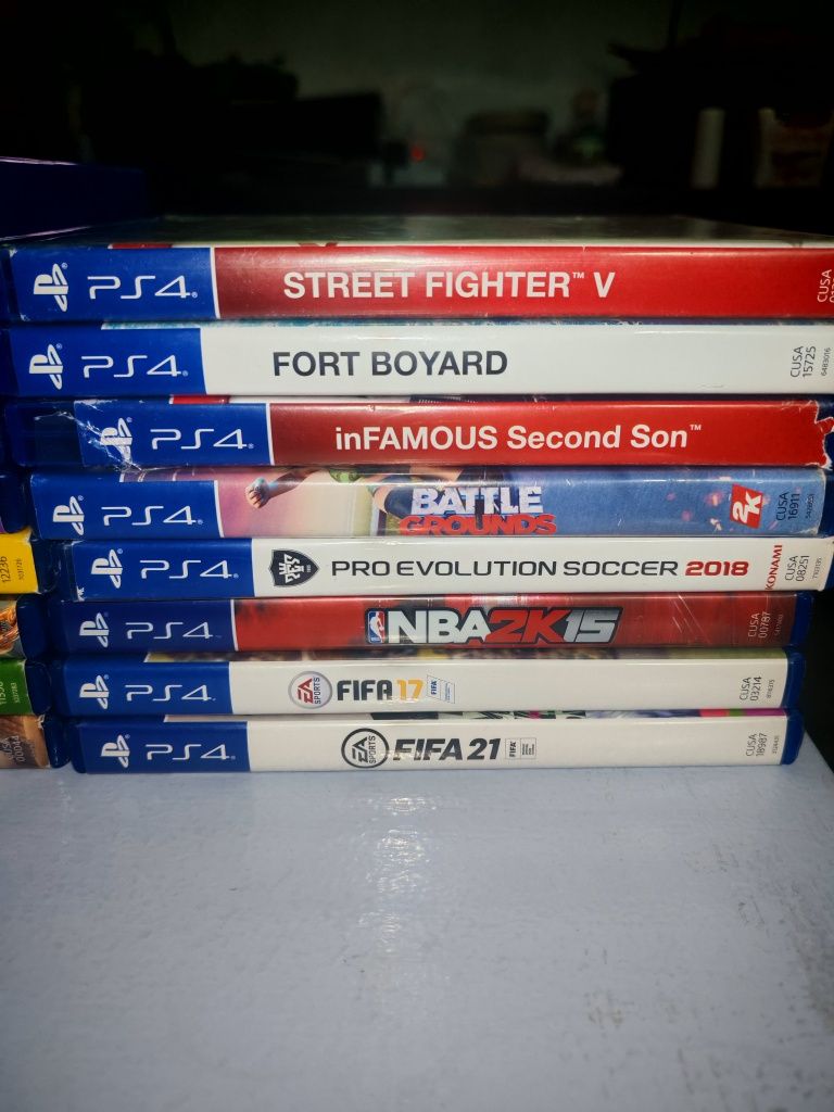 Jogos consola switch e PlayStation 4/5