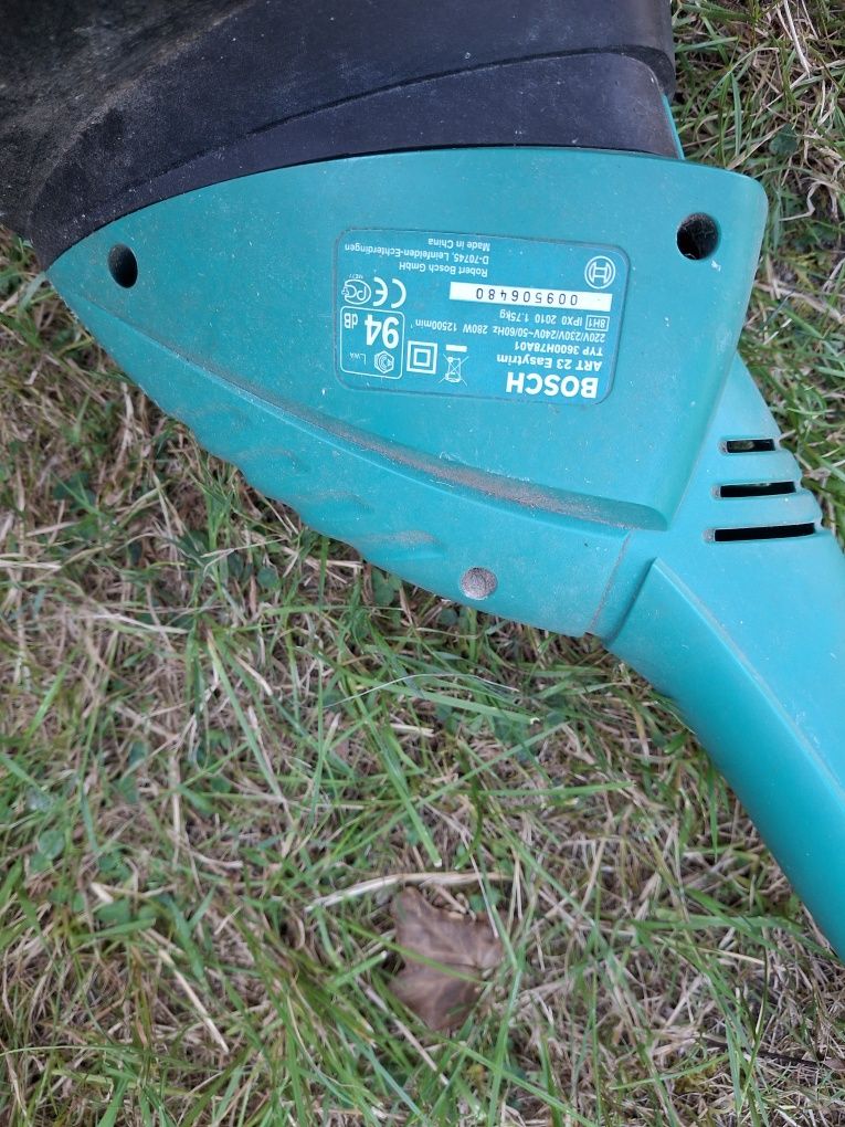 Podkaszarka elektryczna Bosch ART 23 EASYTRIM