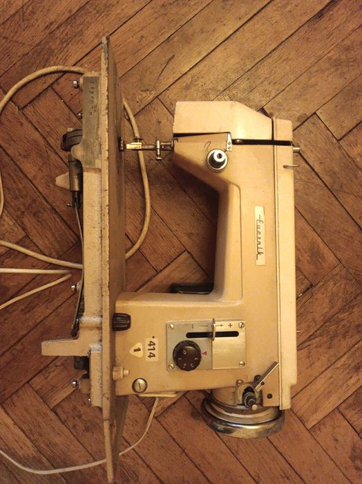 Łucznik 414 - Maszyna do szycia