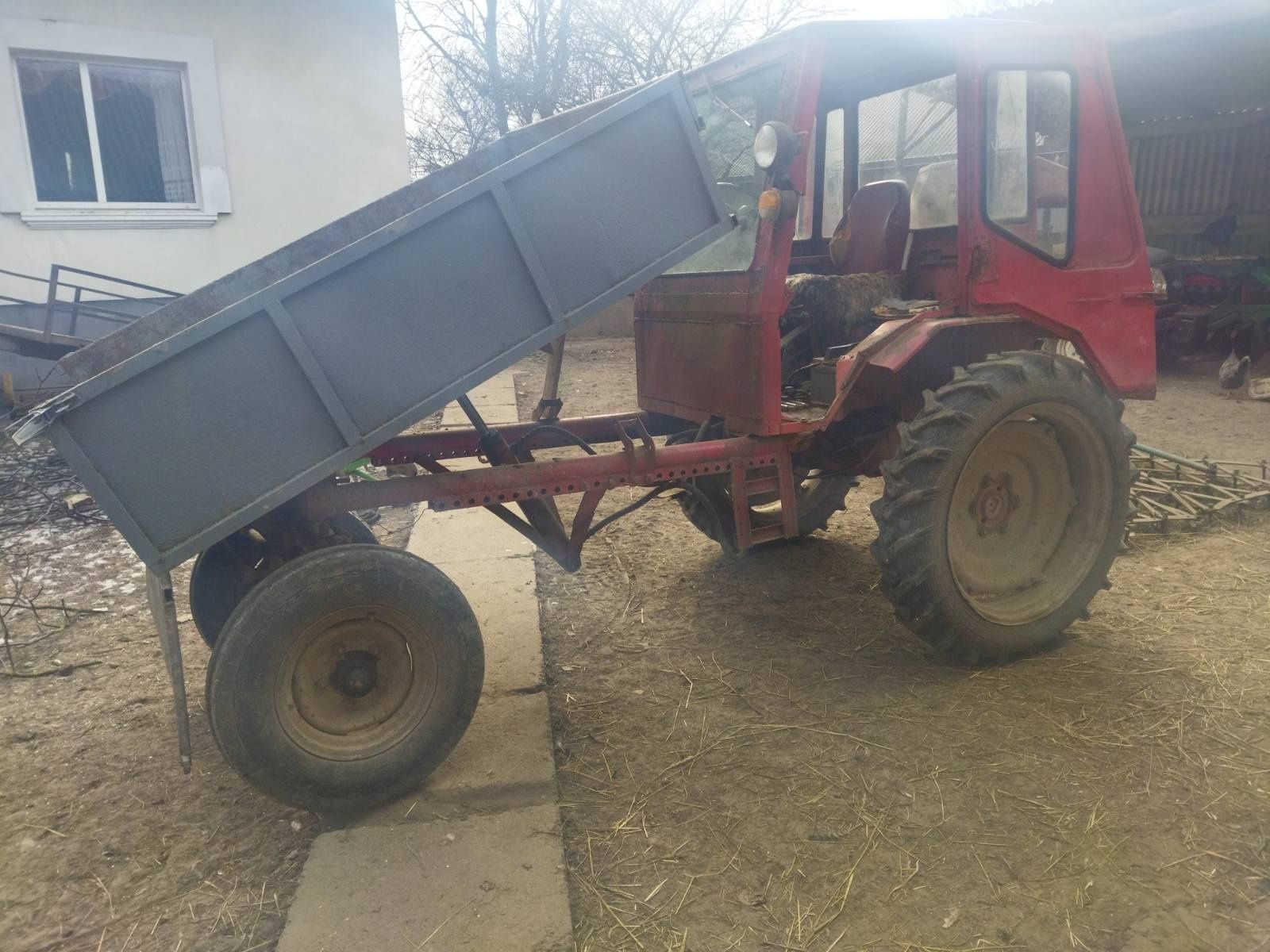 Продам трактор  Т 16