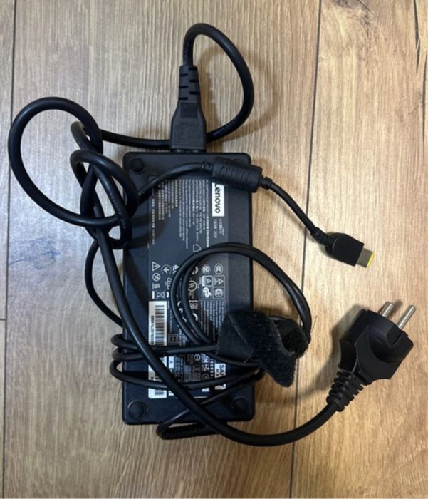 Komputer Lenovo Ideacentre A540-24API Ryzen 3 3200GE