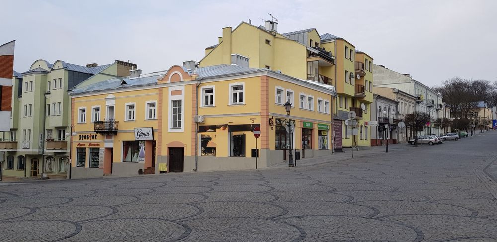 Atrakcyjny lokal na pl.Łuczkowskiego Uwaga ! Pierwszy miesiac 1,00 zł