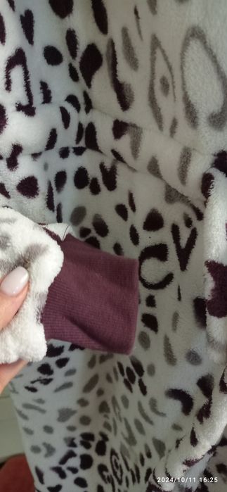 Теплий кігурумі з капюшоном, розмір М-Л