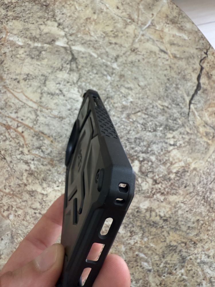 Чохол чехол UAG Monarch Pro MagSafe для на iPhone 14 Pro Max