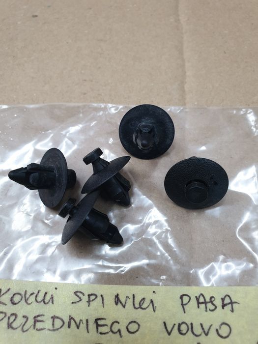 Kołki spinki przedniego pasa volvo V50 S40 C30 V70 S60 S80