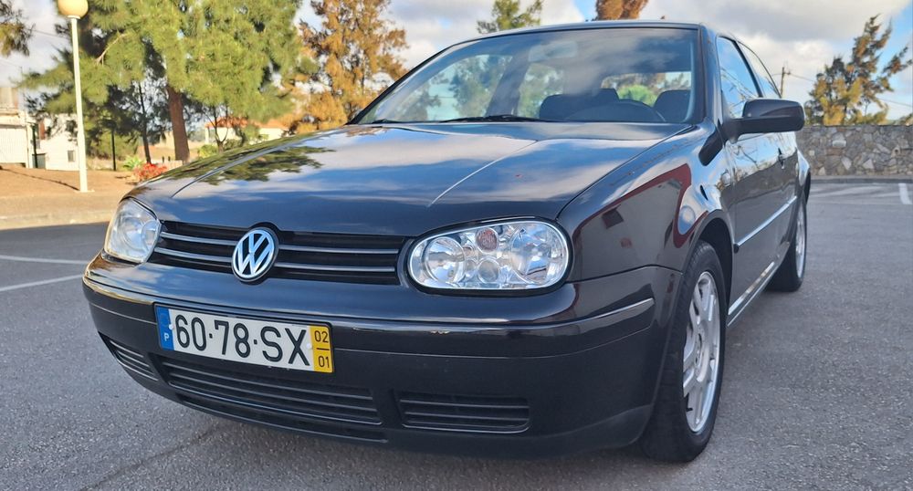 VW Golf 1.4 Sport com 103mil km