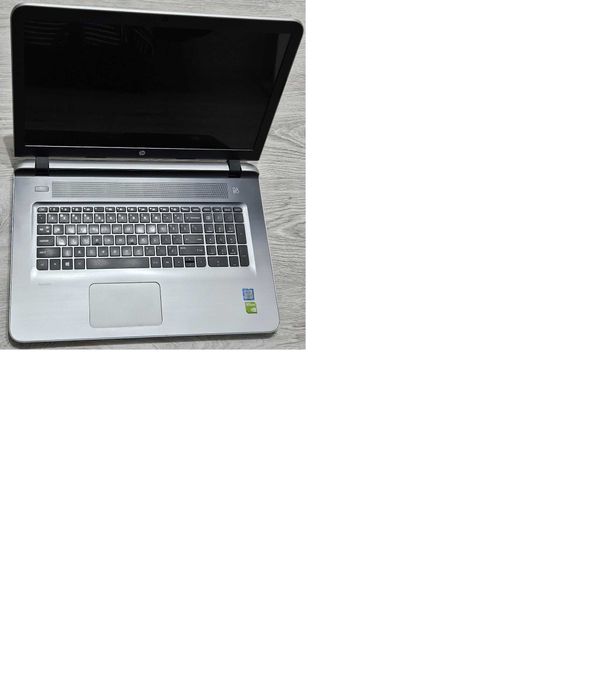 Laptop Pavilion 17-g152nw 17 cali Core-i5 6200U 16GB RAM